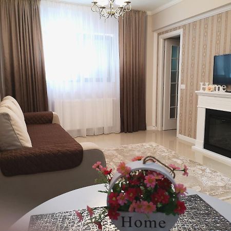 Yns Rooms Яш Екстериор снимка